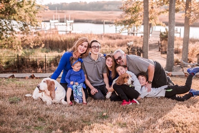 Dr. Federici is happily married to his lovely wife, Jana, and resides in Suffolk with her, their five children and two hound dogs.